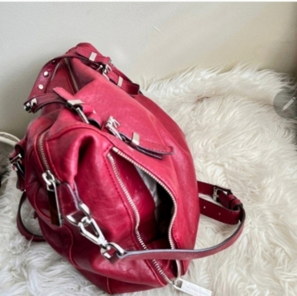 🍁🍂Gorgeous RARE Michael kors cherry red Essex bag - Picture 5 of 6